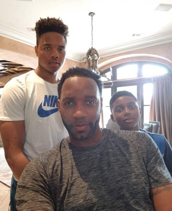 在那些具有 在那些具有